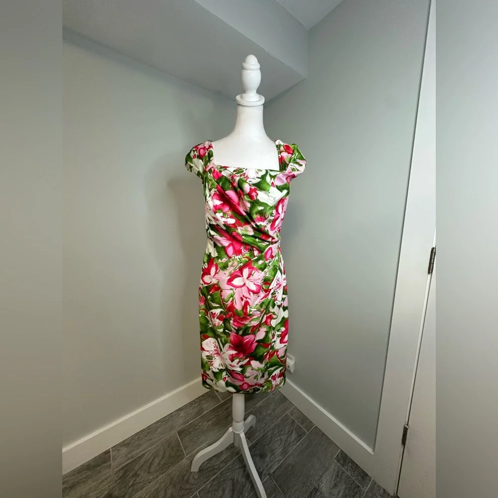 Tadashi Shoji  Floral Summer  Party Cocktail Tropical Midi Dress Size Medium - Picture 4 of 15